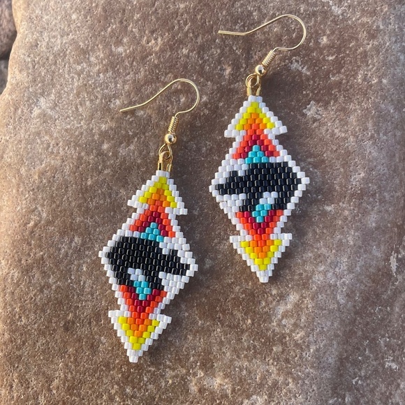 Native Bear Beaded Earrings, New, Handmade by Me - Picture 6 of 6